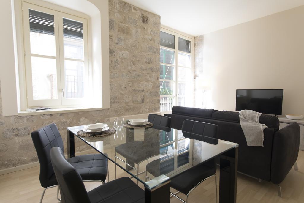 Bravissimo Cort Reial-1A Apartman Girona Kültér fotó